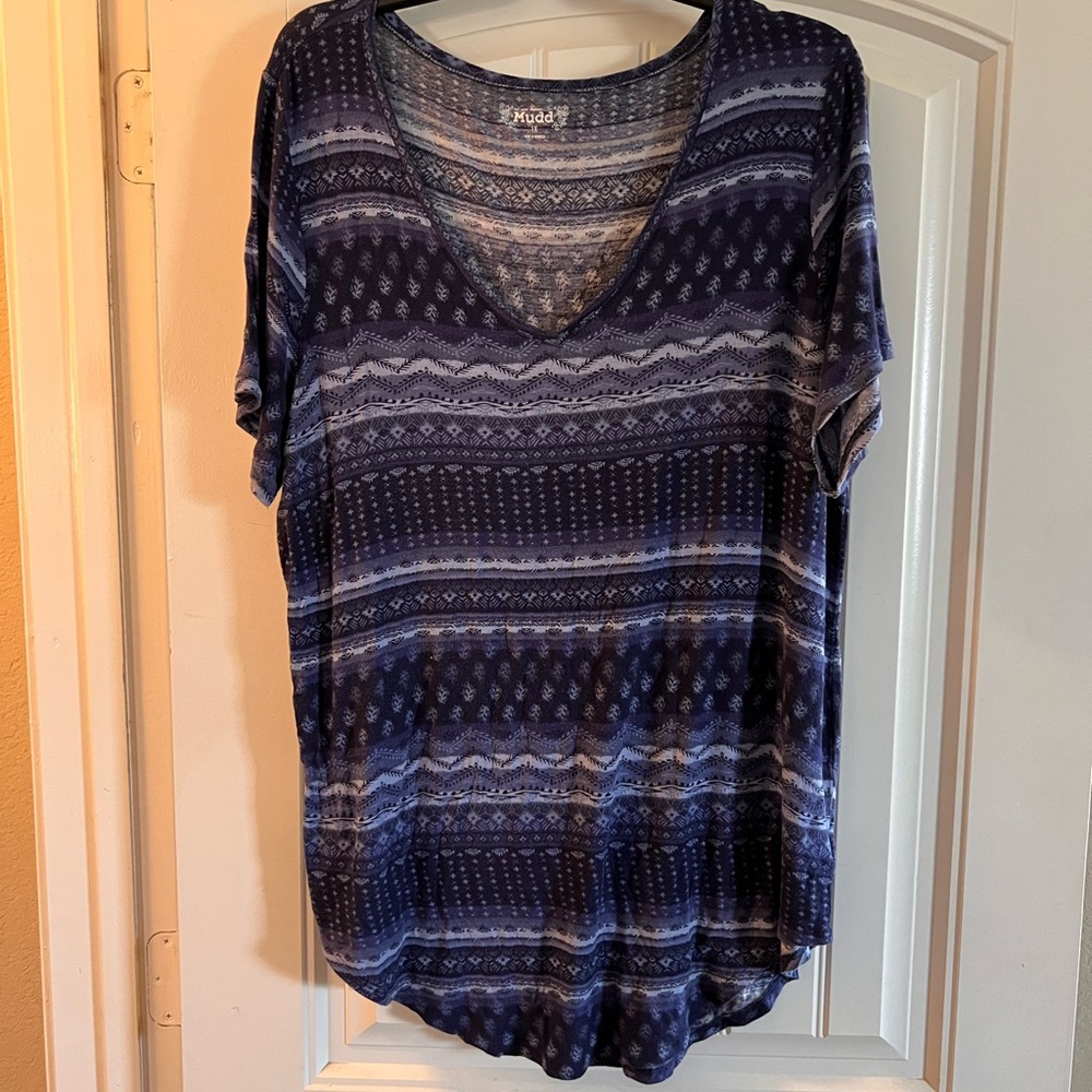 Mudd Tunic V Neck Top